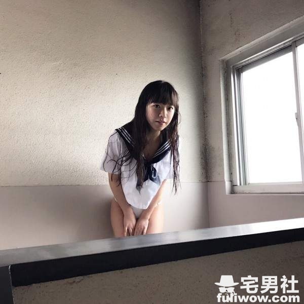 《合法美少女的罪恶感》22岁看起来还像小学生这样有错嘛 - 第6张