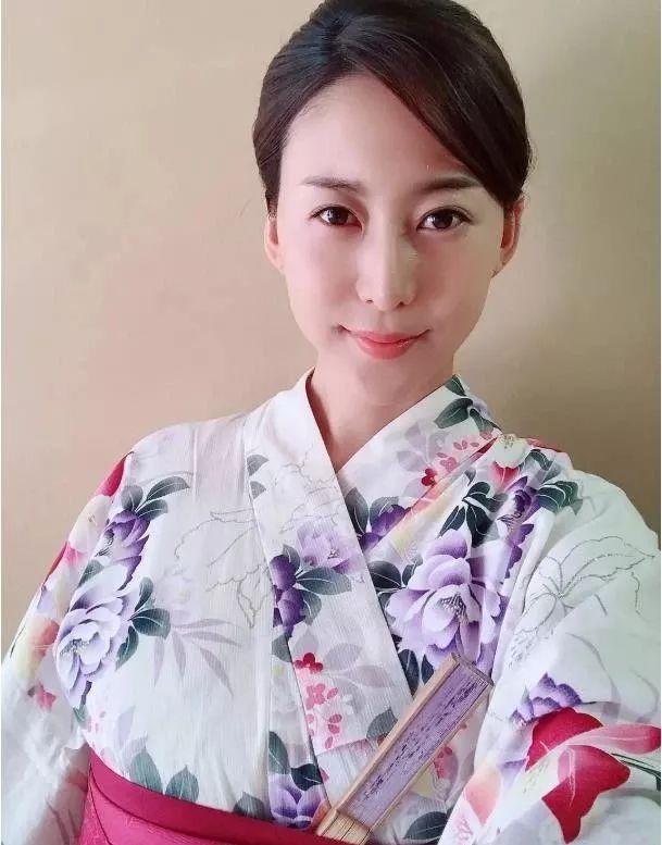 「松下纱荣子」为什么如此低调？再度封神的「深田咏美」也被压制